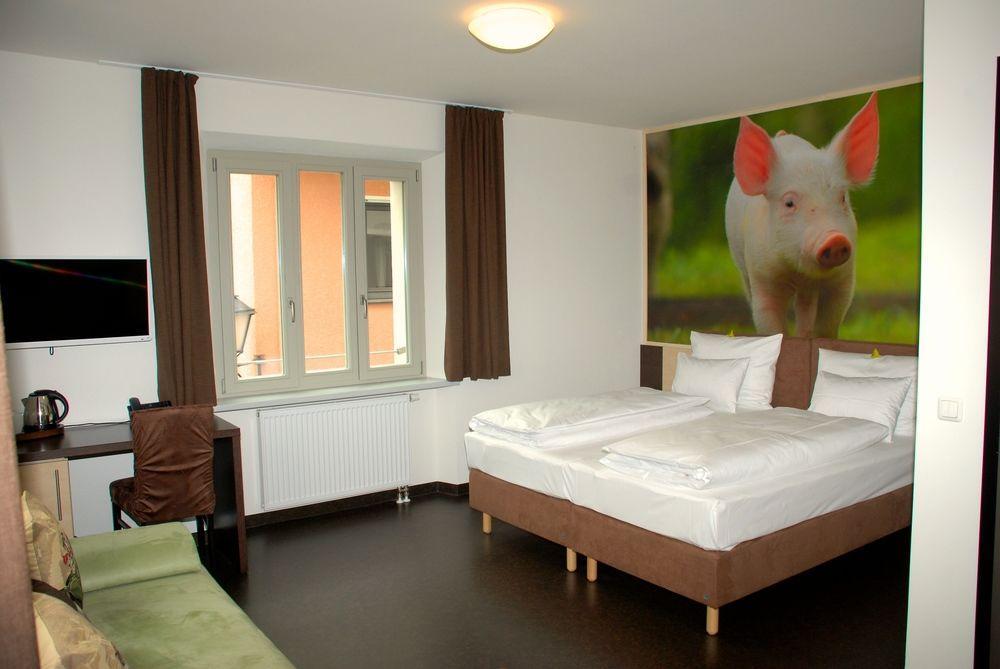 Radlhotel Wassertruedingen Exterior photo