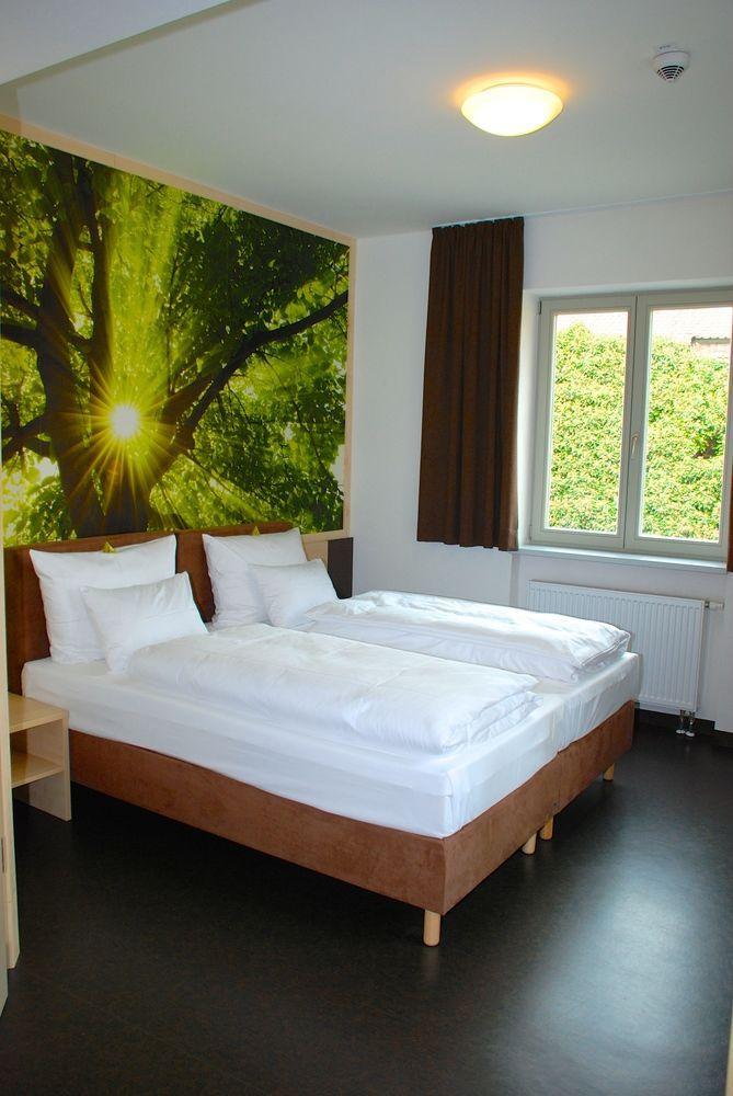 Radlhotel Wassertruedingen Exterior photo